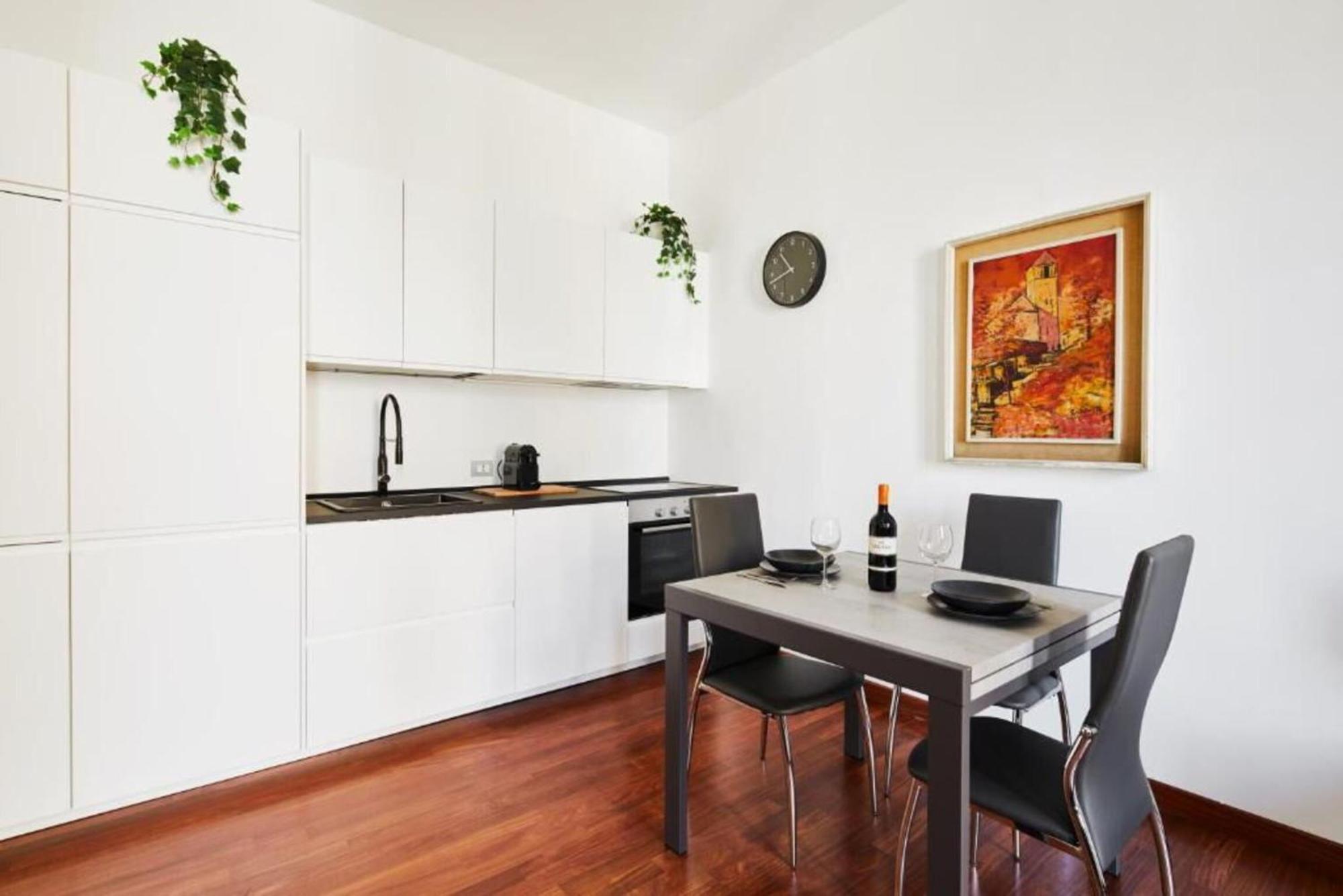 Luxury Apartment Fieramilano-Duomo Wifi&Netflix Εξωτερικό φωτογραφία